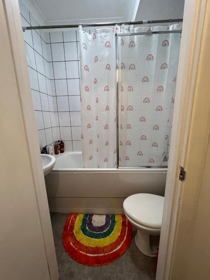 Stylish Central Basement Studio, With Outdoor Space برايتون المظهر الخارجي الصورة